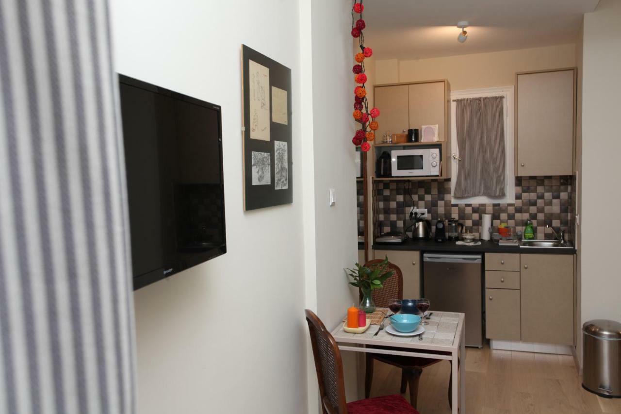 Stylish Studio Below The Acropolis Atenas Exterior foto
